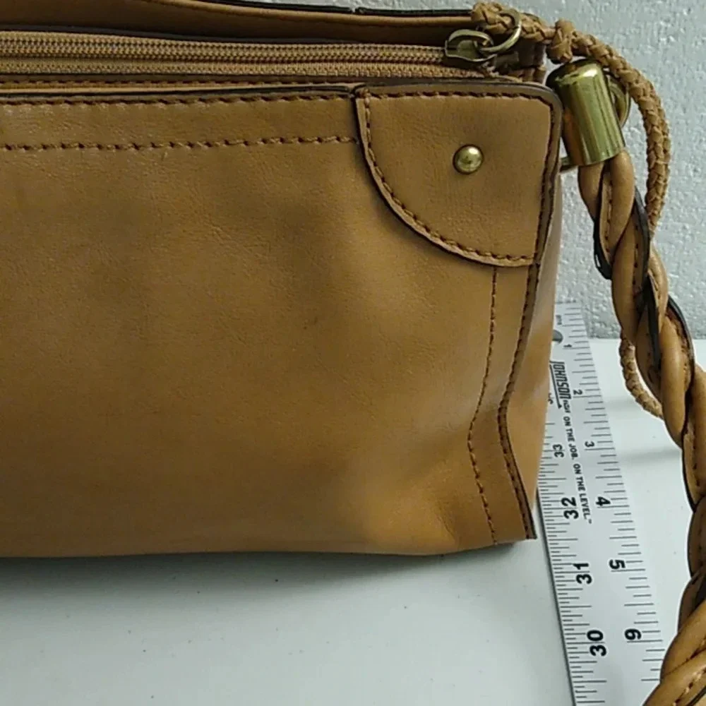 Relic Shoulder Bag Purse Carmel Brown 12" L X 4.5" W X 6" H - Picture 15 of 16